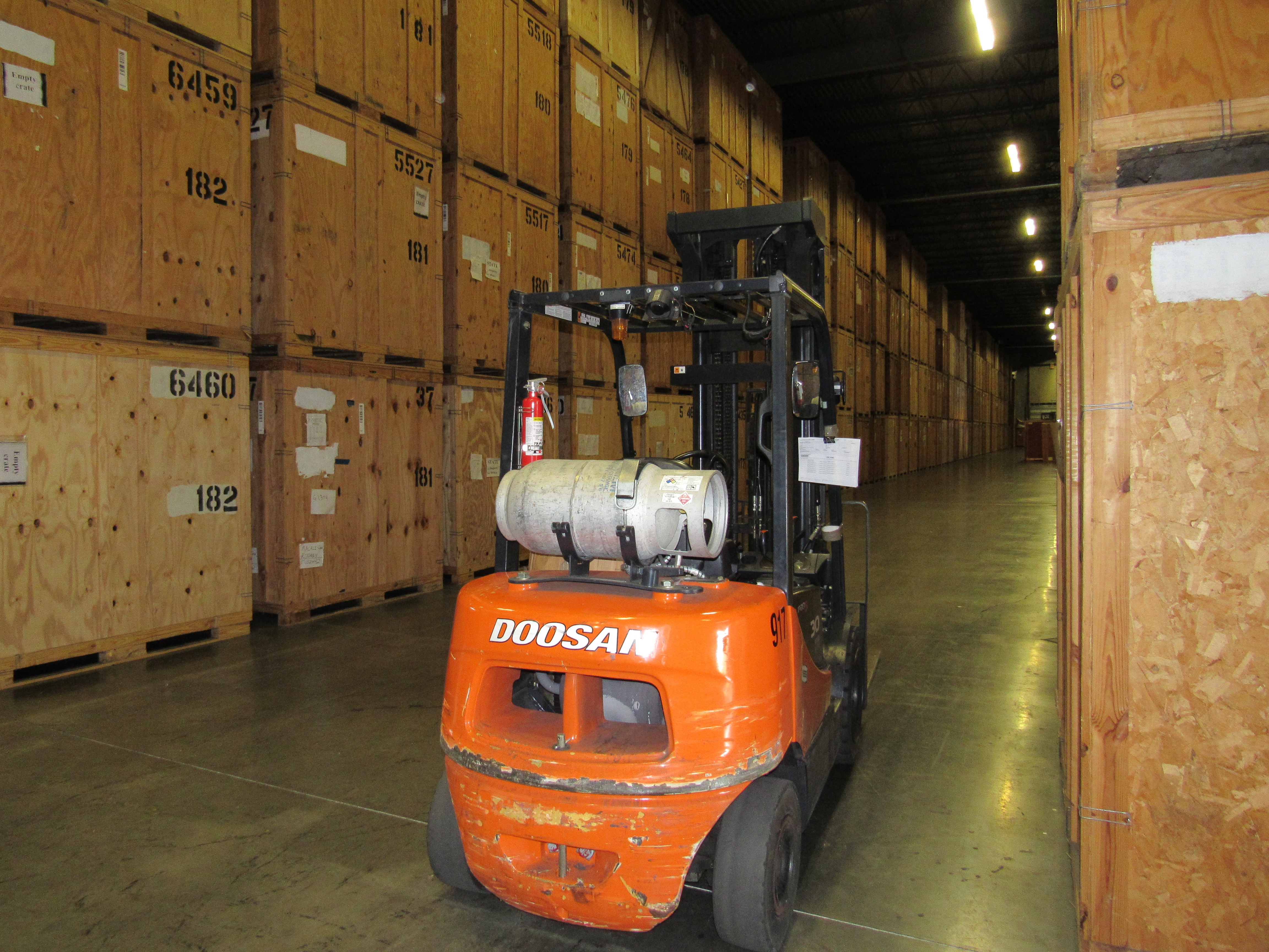 logistics and warehouse services